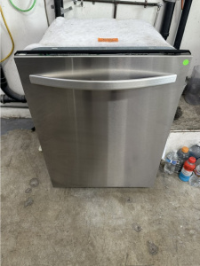 Pre-Owned Kenmore 24-inch built-in dishwasher (Stainless Steel) Model #665.13293K114